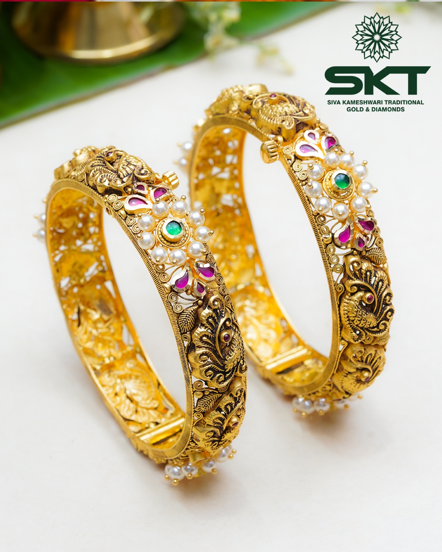 Gold hand bangle designs gold hand bracelets for bride. Gold designs 2026