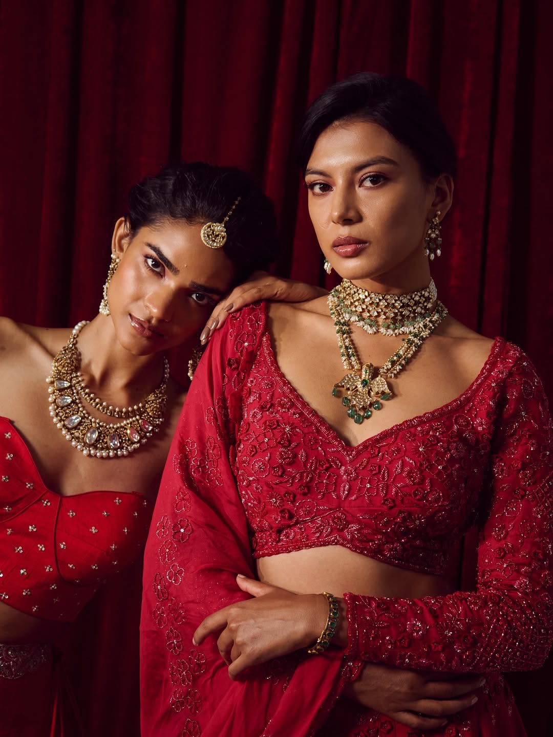 Jewellery designs for Indian bride for suitable on red colour saree and dress