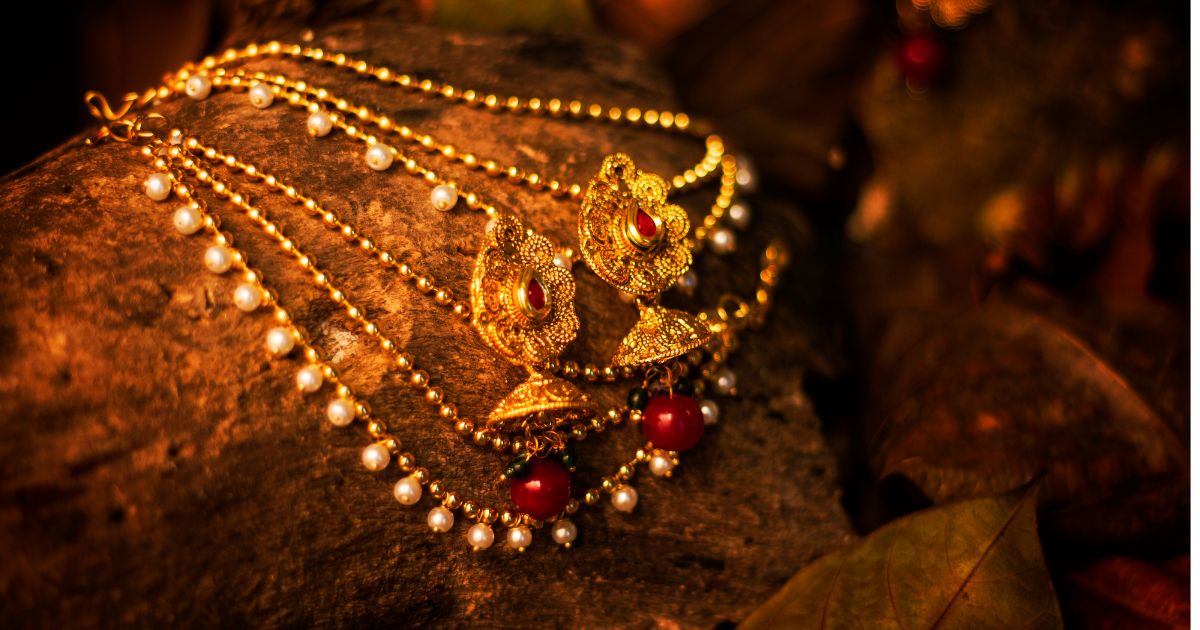 gold ornaments and necklace